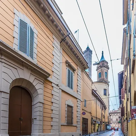 Apartment Due Torri - The Place Bologna