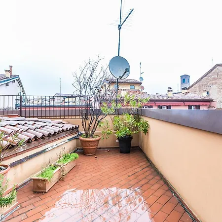 Apartment Due Torri - The Place Bologna