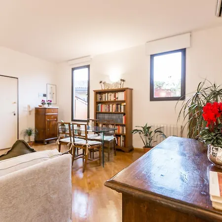 Apartment Due Torri - The Place Bologna